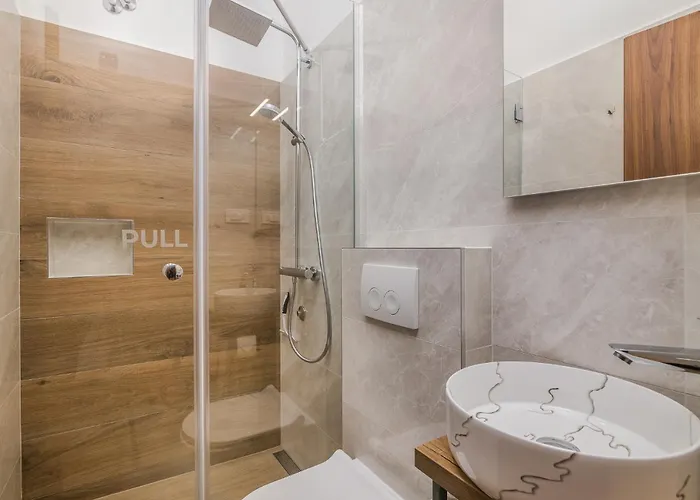 Segulja Pensión Malinska